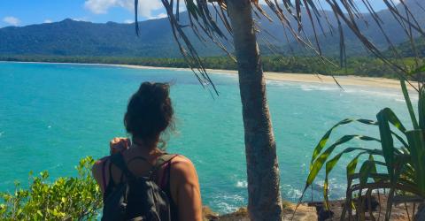 Eine Teilnehmerin am Strand in Australien