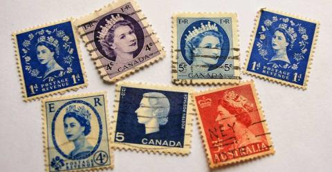 Schüleraustausch England: Briefmarken Queen