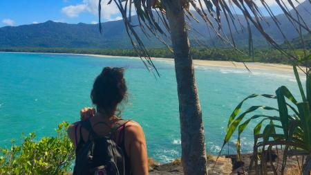 Eine Teilnehmerin am Strand in Australien