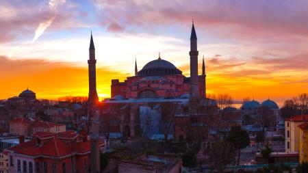 Blick auf Mosche in Istanbul in der Abenddämmerung