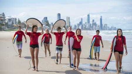 Surfer am Strand 
